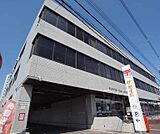 伏見郵便局まで500m