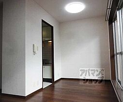 京都地下鉄東西線 椥辻駅 徒歩10分の賃貸マンション 1階2LDKのリビング/ダイニング