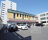 ファミリーマート 伏見出羽屋敷店まで400m