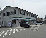 ファミリーマート　京都山科三条店まで61m