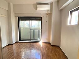 エンデバー武庫之荘 1階ワンルームのリビング/ダイニング