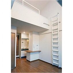 グランシャリオEAST 5階ワンルームのリビング/ダイニング