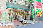 マルエツプチ飯田橋店 徒歩9分。 720m