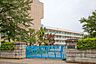周辺：所沢市立林小学校 徒歩13分。 990m