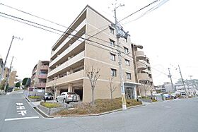 ラヴィアフォーレ千里山  ｜ 大阪府吹田市千里山東４丁目7番8号（賃貸マンション3LDK・5階・62.74㎡） その1