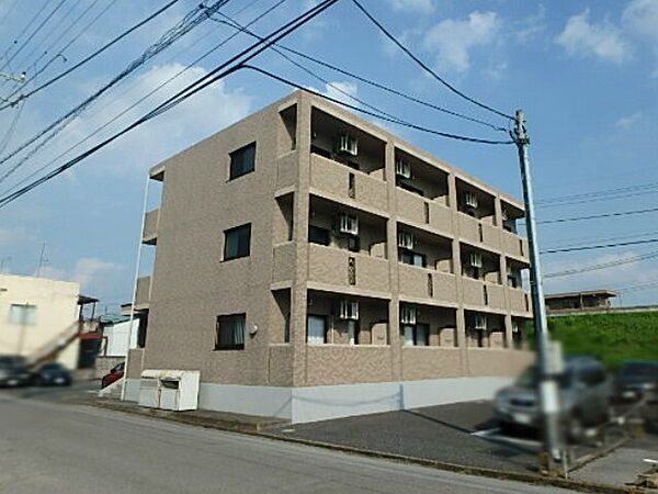 グランピア ｜栃木県宇都宮市新町2丁目(賃貸マンション1K・3階・30.63㎡)の写真 その1