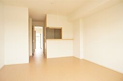 エレガンス・ブライト 1階1Kのリビング/ダイニング