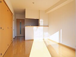 Y&Mメヌエット 2階2DKのリビング/ダイニング