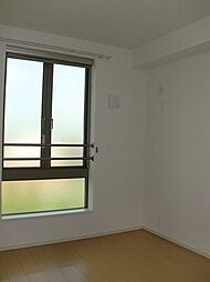 カームリー・ヒル 203 2階1LDKのリビング/ダイニング