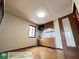 プレミール 201 2階2DKのリビング/ダイニング