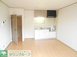 ホワイトハイツ白樺 202 2階2LDKのリビング/ダイニング