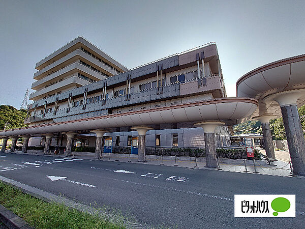 画像18:病院「地方独立行政法人徳島県鳴門病院まで422m」