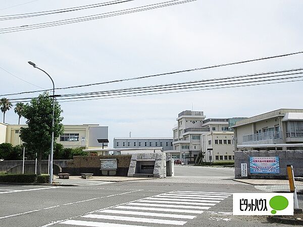 画像26:高校「徳島県立鳴門渦潮高校まで5794m」