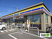 コンビニ「ミニストップ徳島川内町榎瀬店まで1221m」