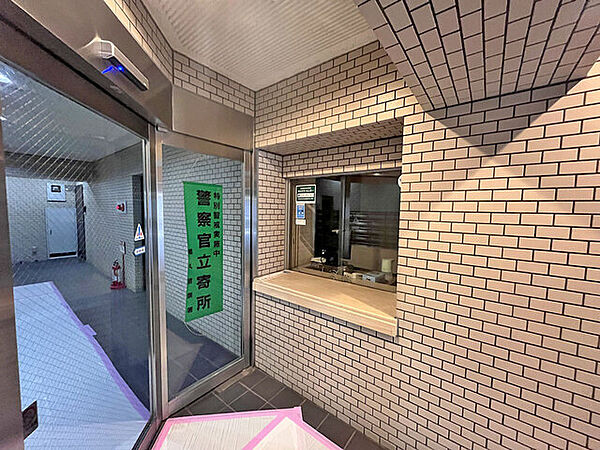 エントランスを拡大表示