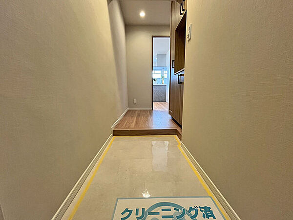 玄関を拡大表示