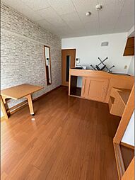 モンプレイン 107 1階1Kのリビング/ダイニング