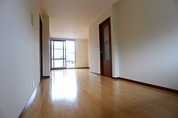 ピュアパーム B201 2階2LDKのリビング/ダイニング