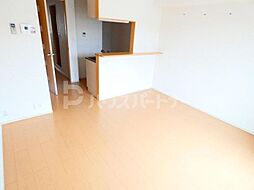 プレ・パルク 2階1LDKのリビング/ダイニング