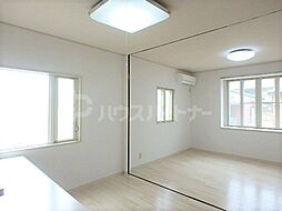 ジュネパレス松戸第126 2階1LDKのリビング/ダイニング