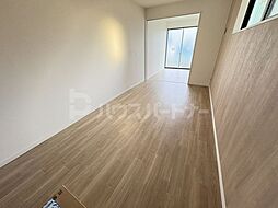 クレストパレス八柱 2階1LDKのリビング/ダイニング