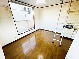 オーディーン六実 2階ワンルームのリビング/ダイニング