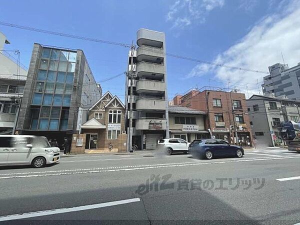 ビバ丸太町 303｜京都府京都市上京区丸太町通浄福寺西入中務町(賃貸マンション1K・3階・20.00㎡)の写真 その1