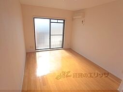 阪急京都本線 桂駅 徒歩7分の賃貸マンション 4階1Kのリビング/ダイニング