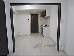 JR山陰本線 梅小路京都西駅 徒歩9分の賃貸マンション 4階1DKのリビング/ダイニング