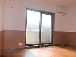 プチ・かわそう 205 2階1Kのリビング/ダイニング