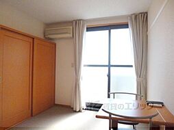 阪急嵐山線 松尾大社駅 徒歩13分の賃貸アパート 3階1Kのリビング/ダイニング