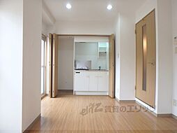 阪急京都本線 西院駅 徒歩6分の賃貸マンション 1階ワンルームのリビング/ダイニング