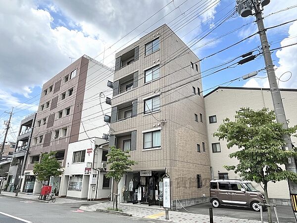 京都府京都市左京区二条通川端8筋目東入ル石原町(賃貸マンション2K・5階・31.24㎡)の写真 その1