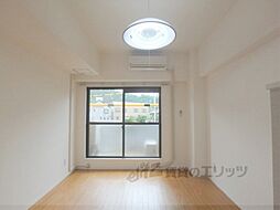 叡山電鉄叡山本線 宝ケ池駅 徒歩2分の賃貸マンション 2階1Kのリビング/ダイニング