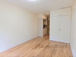 シティハイツ近衛 105 1階ワンルームのリビング/ダイニング