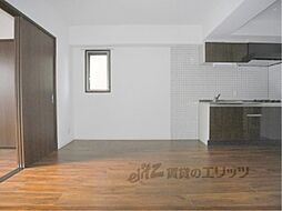 ダイヤ・パール 2階1LDKのリビング/ダイニング