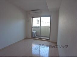 JR山陰本線 二条駅 徒歩9分の賃貸マンション 2階1Kのリビング/ダイニング