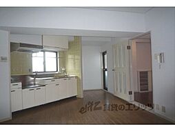 叡山電鉄叡山本線 修学院駅 徒歩3分の賃貸マンション 4階2DKのリビング/ダイニング