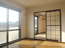 ヴィラフルール西棟 2階2DKのリビング/ダイニング