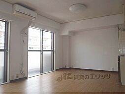 JR東海道・山陽本線 山科駅 徒歩9分の賃貸マンション 4階1LDKのリビング/ダイニング