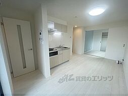 近鉄京都線 伏見駅 徒歩7分の賃貸アパート 3階1LDKのリビング/ダイニング