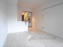 メゾン・ド・ルフレ 404 4階ワンルームのリビング/ダイニング