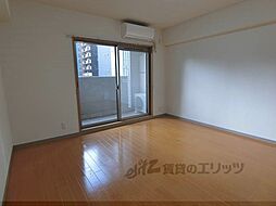 京都市営烏丸線 丸太町駅 徒歩11分の賃貸マンション 6階1Kのリビング/ダイニング