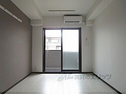 近鉄京都線 伏見駅 徒歩4分の賃貸マンション 3階1Kのリビング/ダイニング