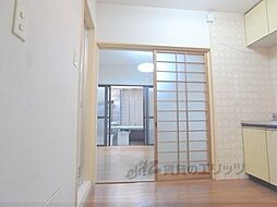 アメニティ近衛 1階1Kのリビング/ダイニング