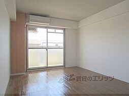 近鉄京都線 近鉄丹波橋駅 徒歩5分の賃貸マンション 4階1Kのリビング/ダイニング