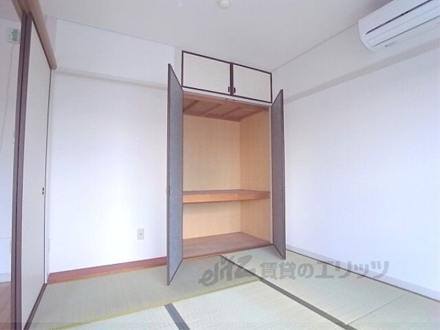 寝室