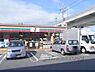 周辺：セブンイレブン　伏見寝小屋町店まで550メートル