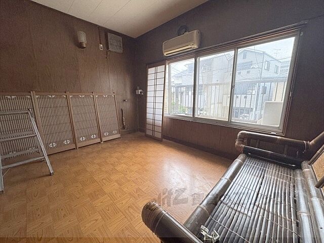 寝室