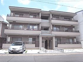 ＦＡＭＩＬＩＡ　桂 201 ｜ 京都府京都市西京区桂木ノ下町（賃貸マンション3LDK・2階・77.90㎡） その1